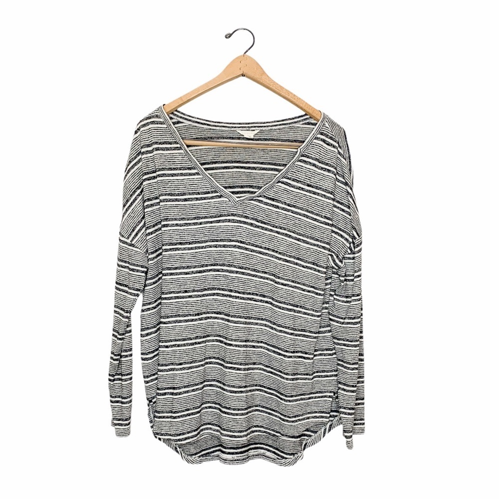Caslon Casual Gray Stripe V Neck‎ Knit Top Large L